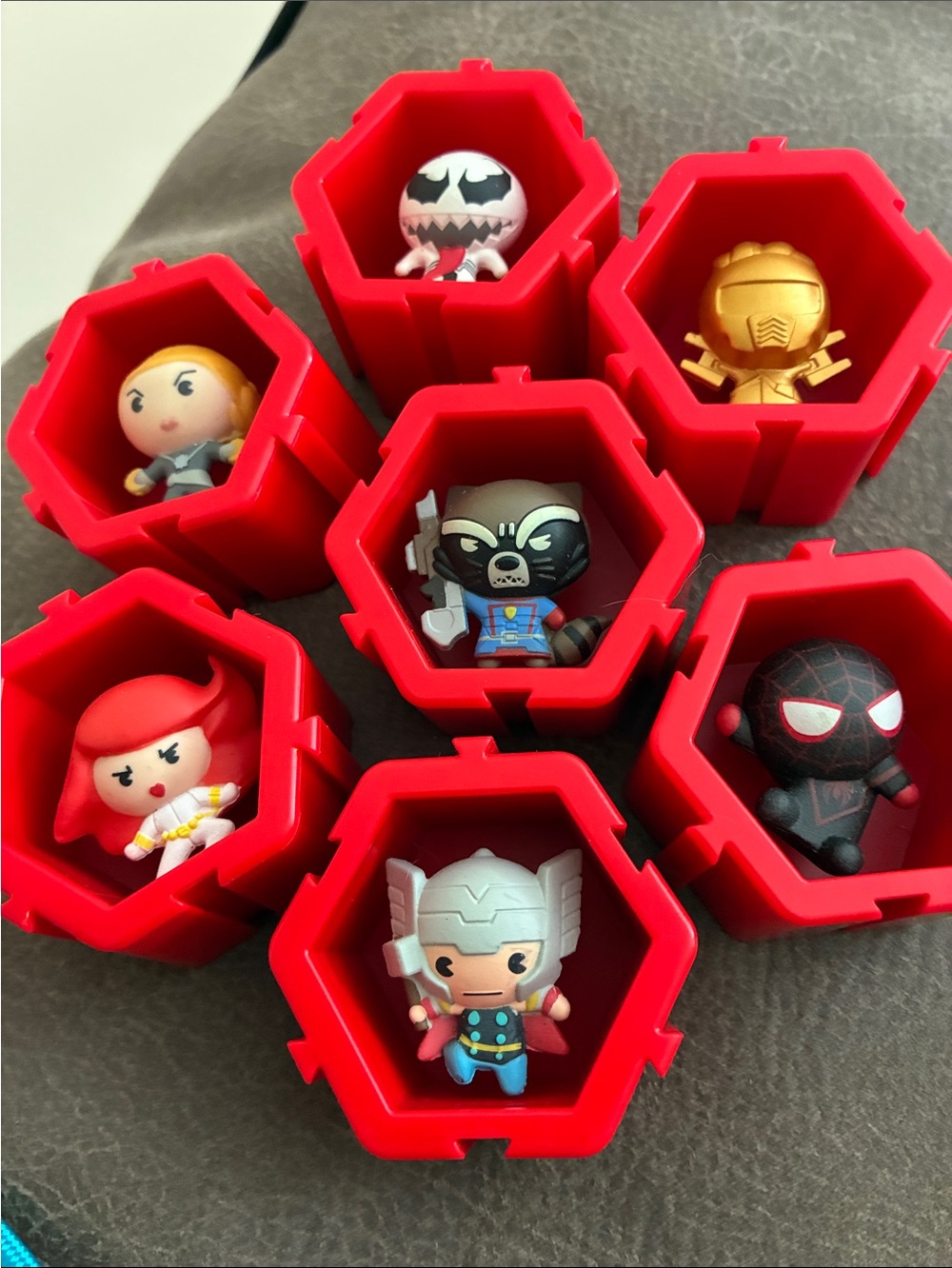 Marvel Red Hex Modular Figure Display with Mini Action Figures